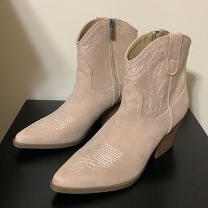 Indigo Rd Western Booties